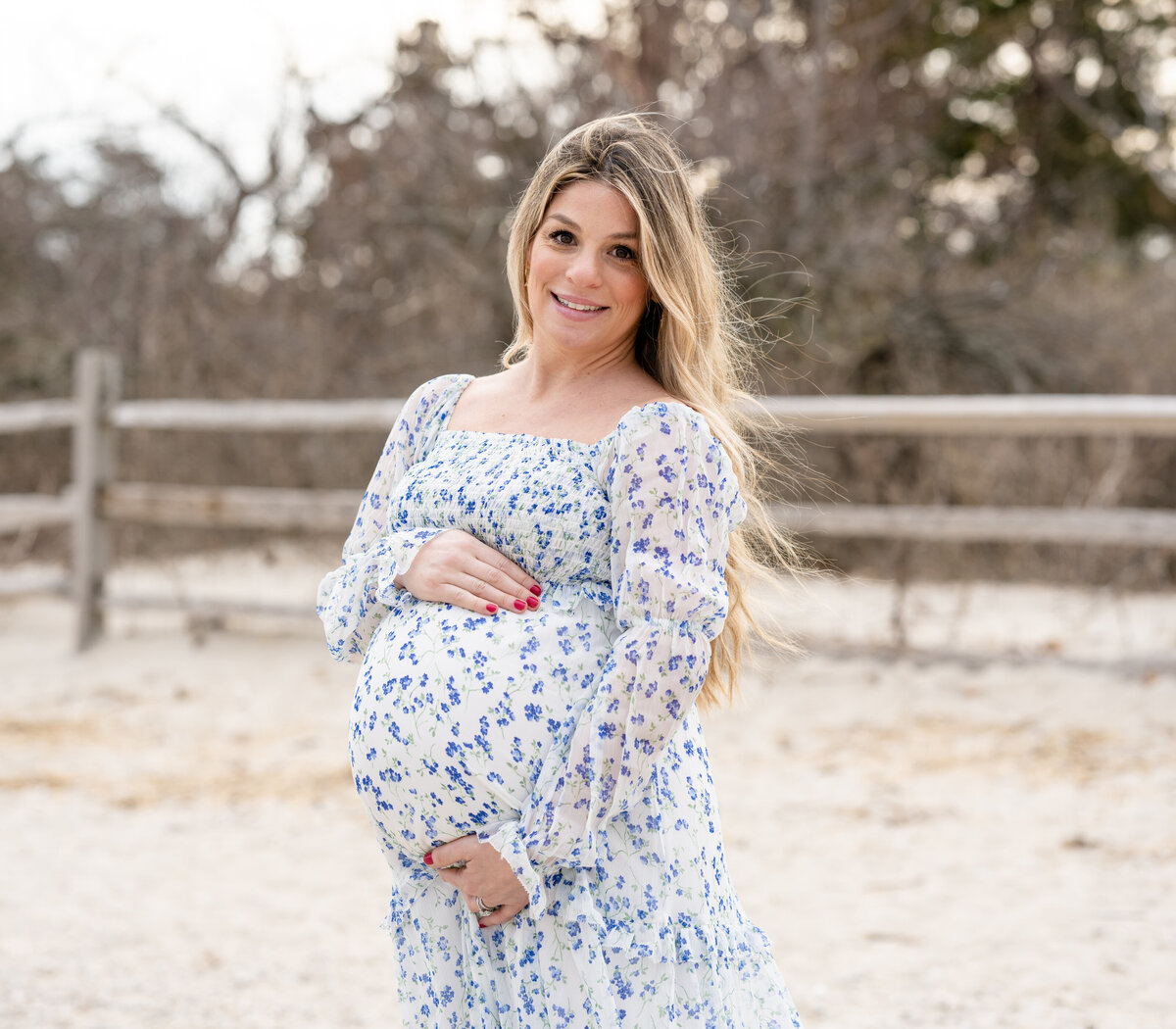 Maternity photos at the beach in Greenwich, CT