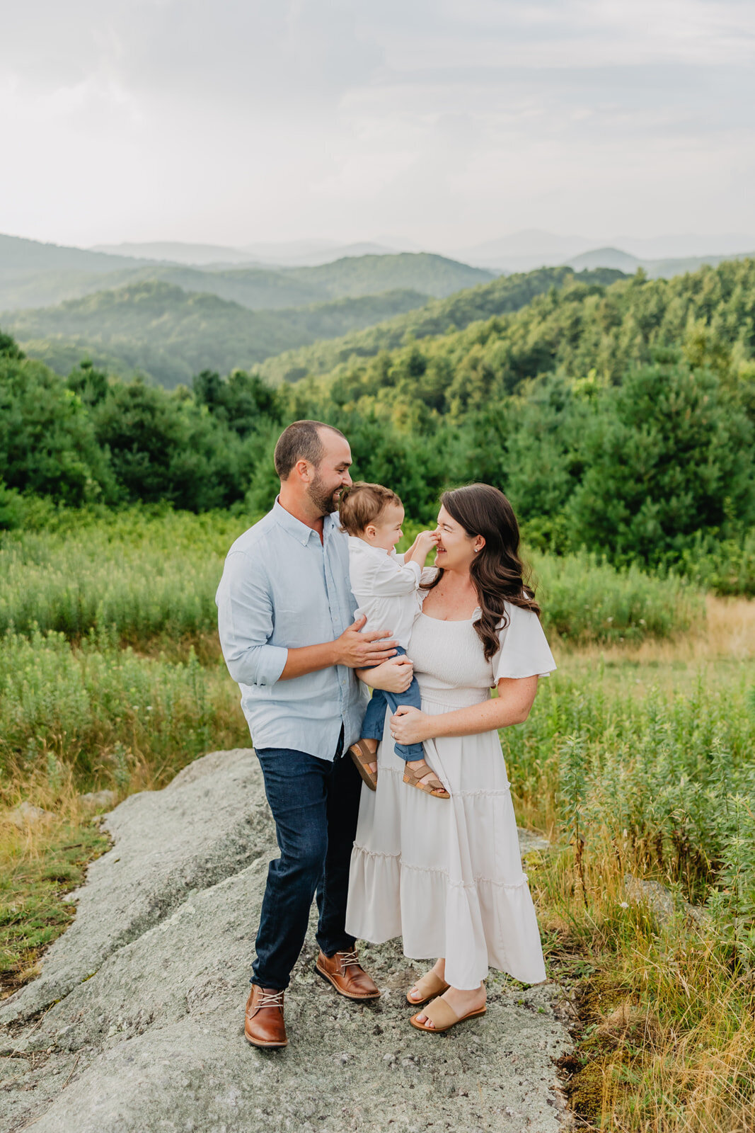 Bethany Barton Photography - Boone NC Family Photographer