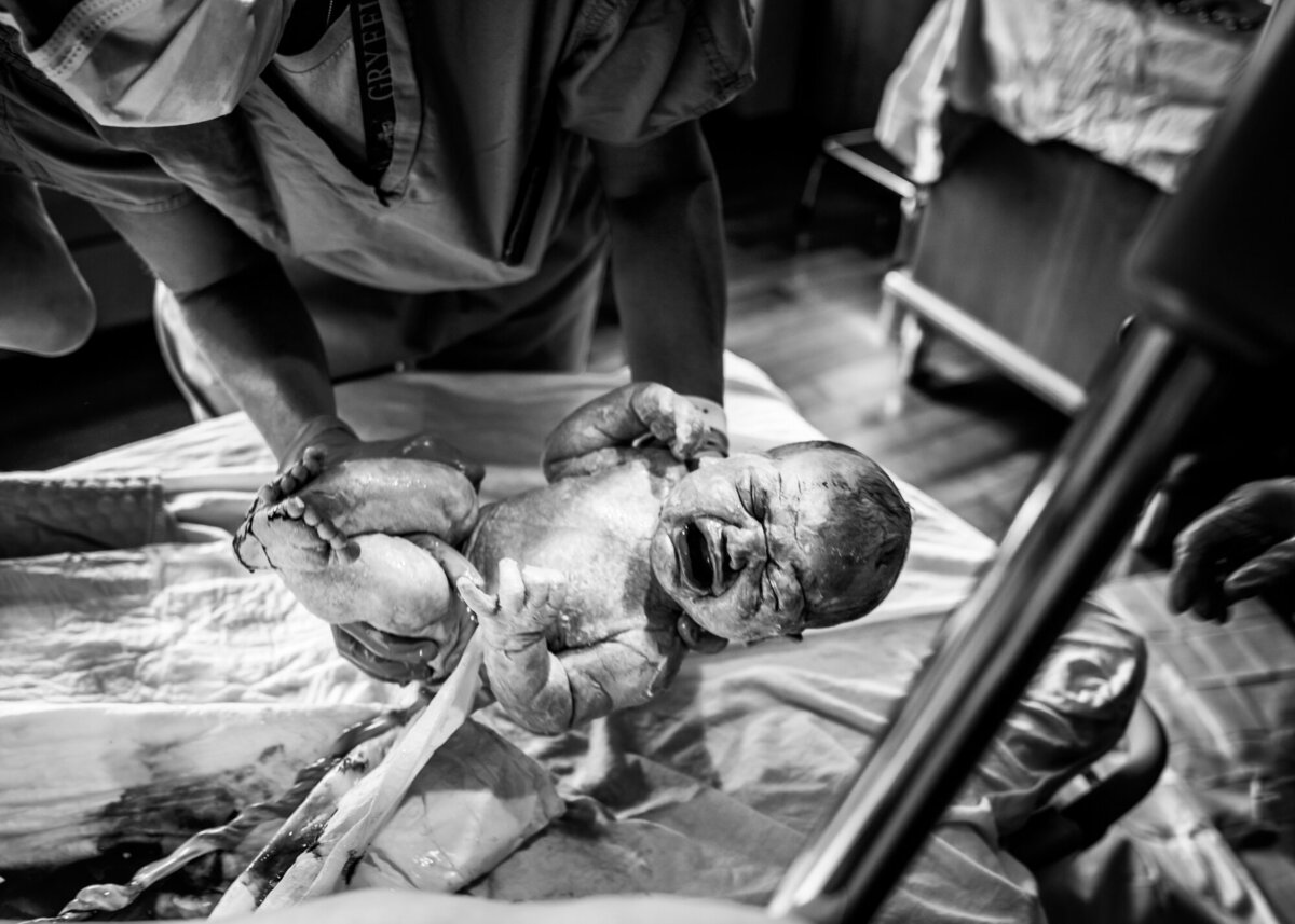 Birth Story Studio Minneapolis St. Paul Maple Grove Twin Cities Minnesota Newborn Maternity Birth Family Photography Photographer Stephanie Lecker - WEB-20