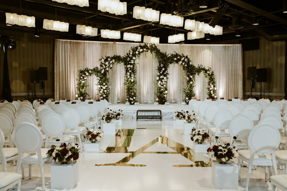 LA_Calgary_Hotel_Arts_NYE_Wedding-622