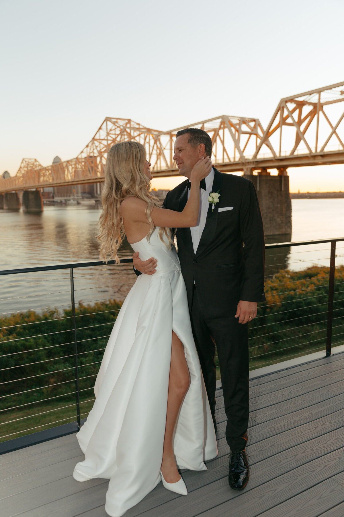 TheJeffersonEventsWeddingVenueLouisvilleKentuckyJeffersonvilleIndiana_byStefanieVillersPhotography26