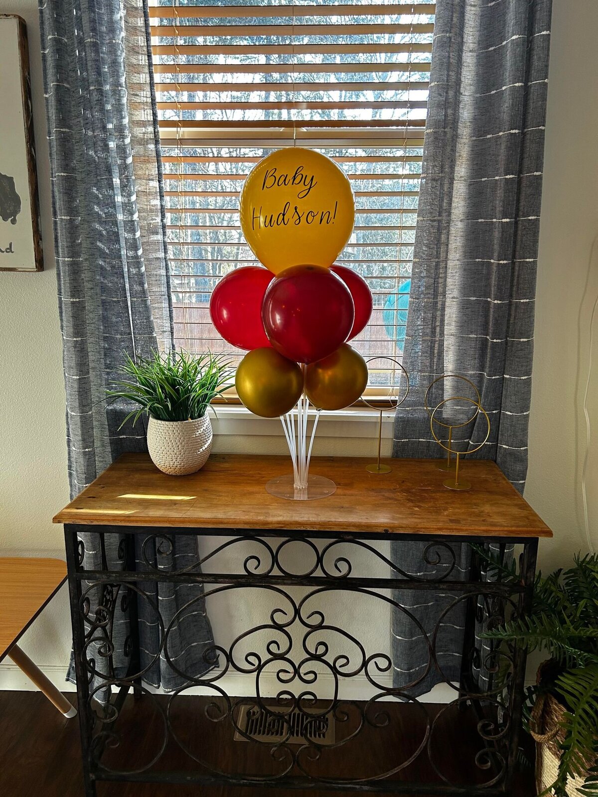 CUSTOM BALLOON DESIGN OAK HARBOR