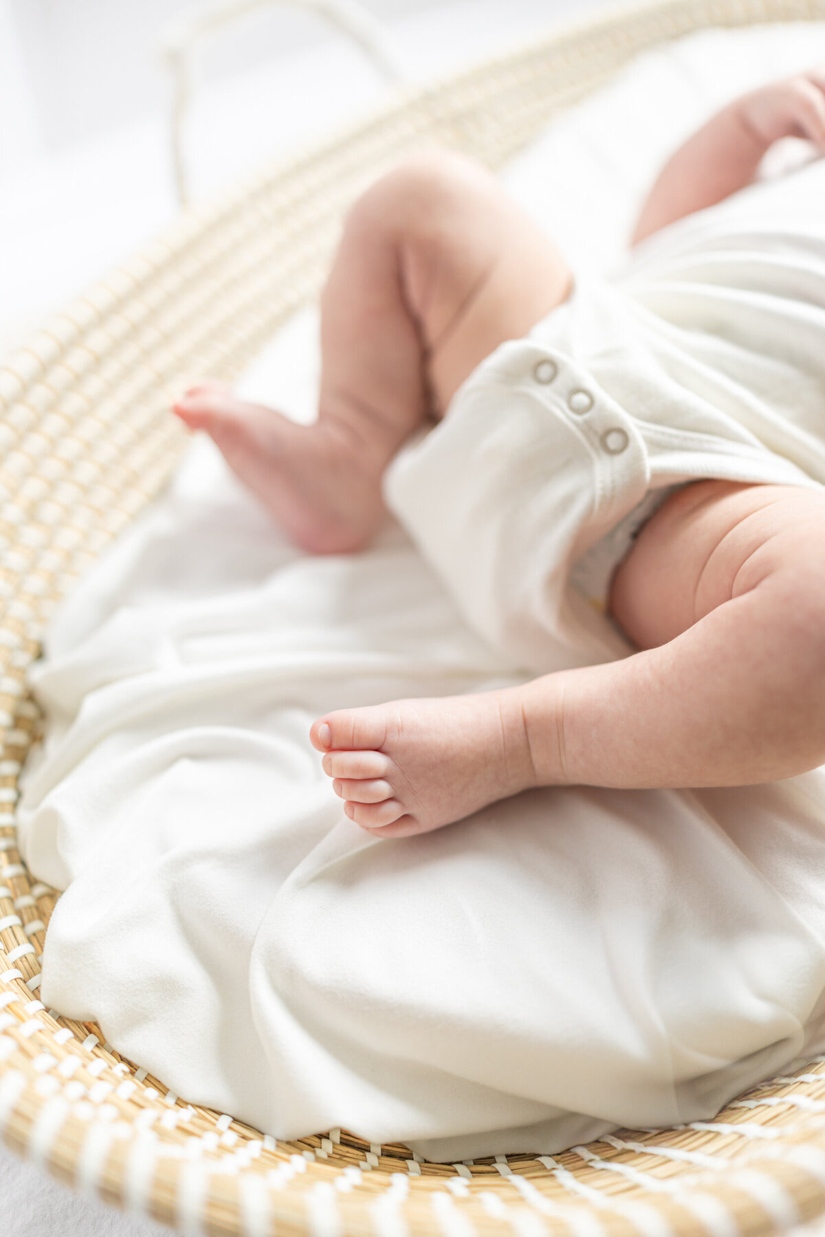 in-home-newborn-session-wallingford-connecticut-43
