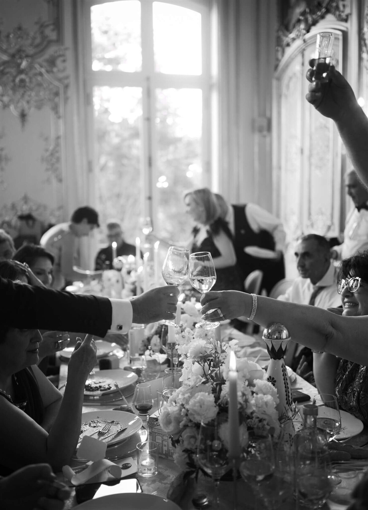 DianeSoteroPhotography_Wedding_StJamesHotel_HotelLeMarois_Paris_France_579