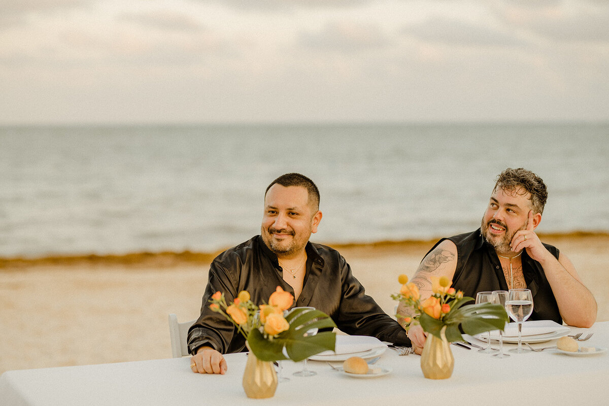 f-mexico-cancun-dreams-natura-resort-queer-lgbtq-wedding-details-cocktail-reception-by-the-beach-09