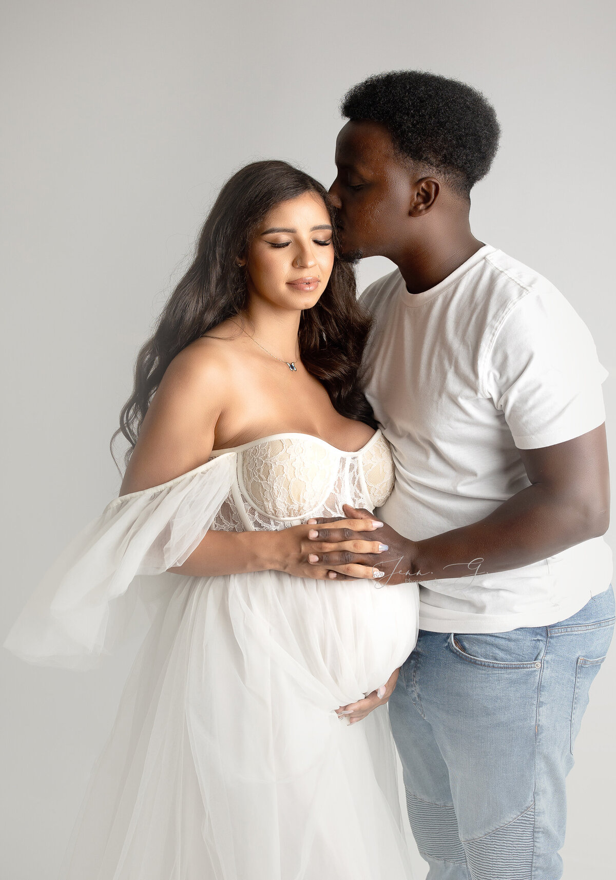 couple maternity photoshoot