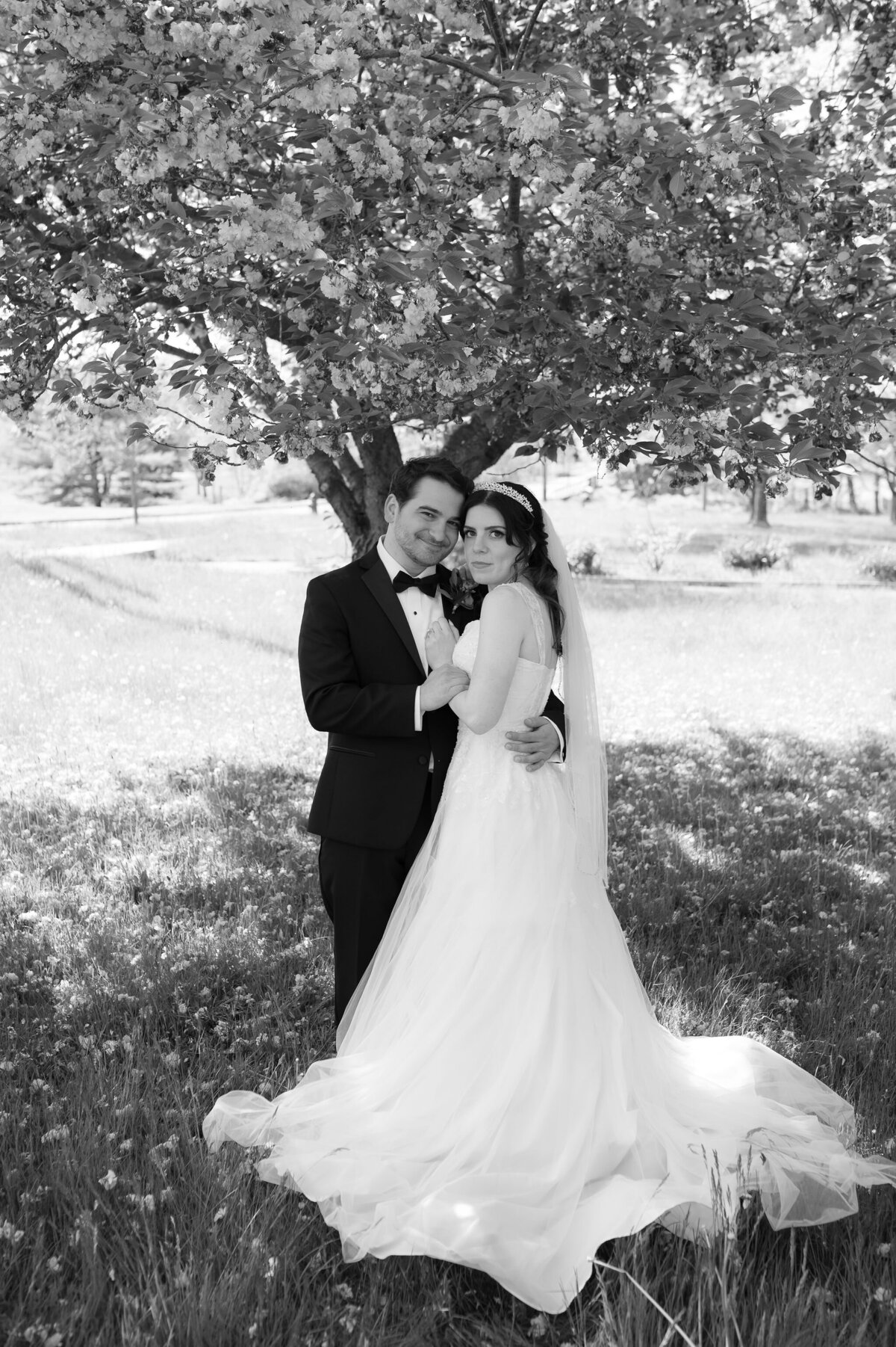 Black & White Wedding Portrait by Lisa Blanche Photography