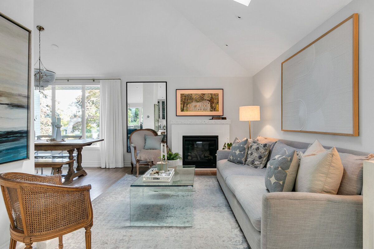 013_Living Room