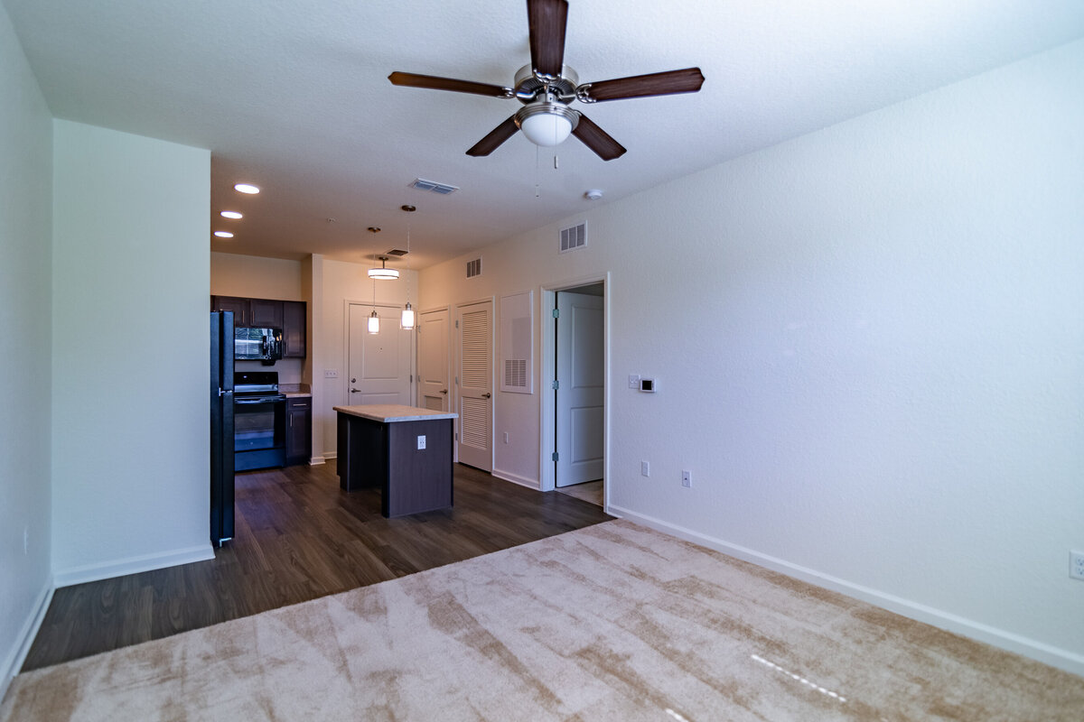 042324ROCHESTERPARK-81