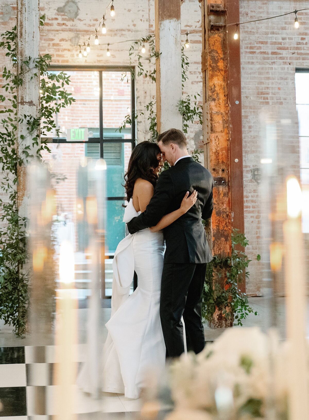 Bianca + Matt Sneak Peeks (32 of 38)