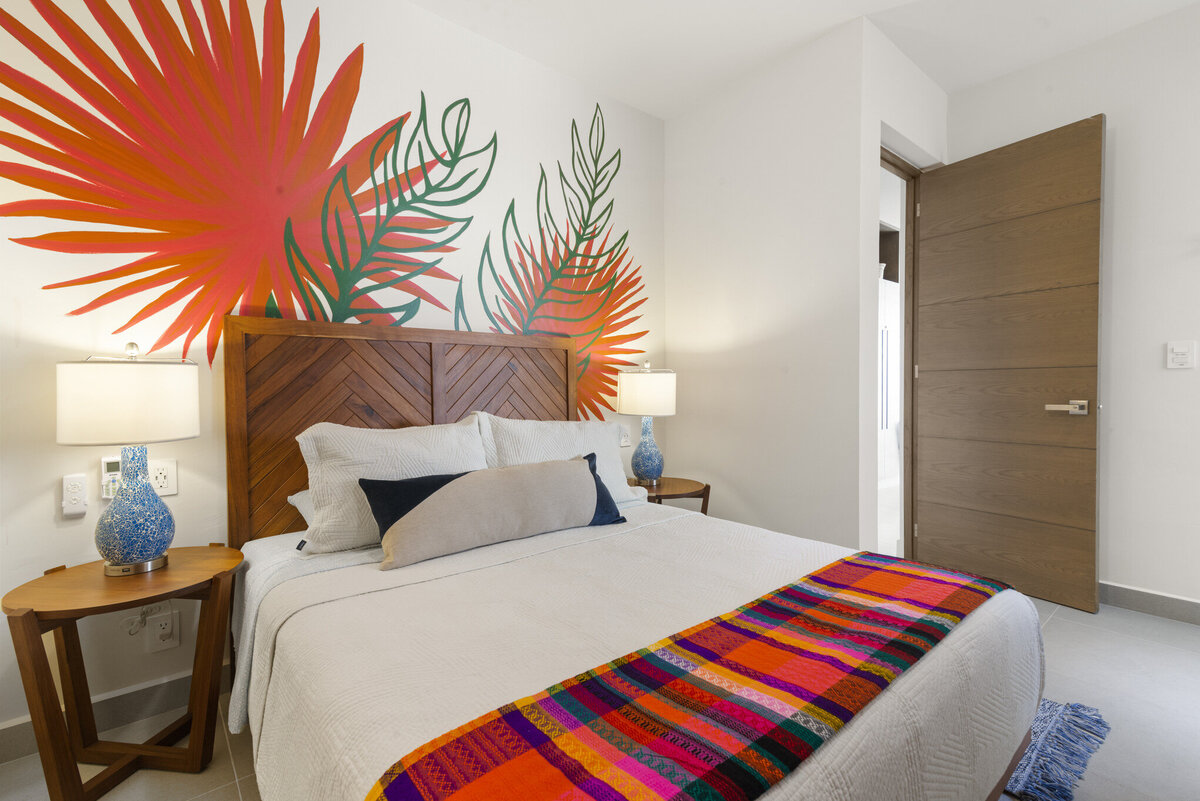 Palm Suite Mural View from Closet
