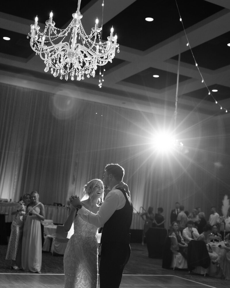 Valerie-Halling-WI-wedding-160141