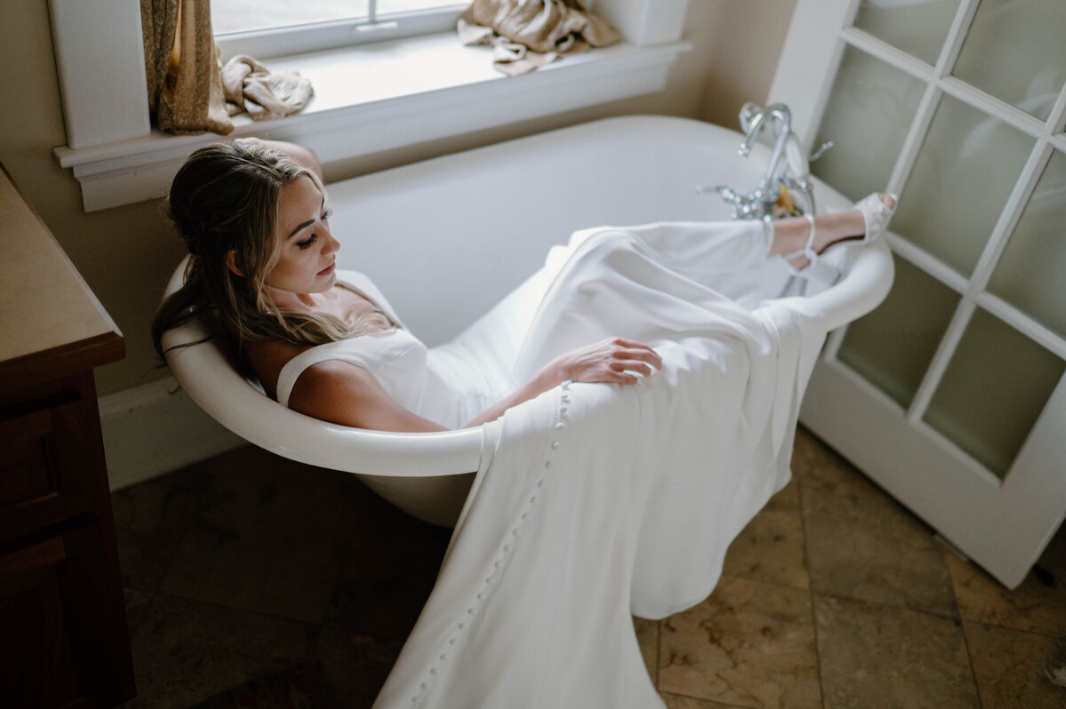 Intimate backyard wedding Minneapolis MN