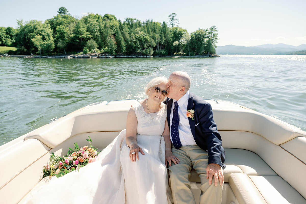 BasinHarborClubWedding-JuliaLuckettPhotography-706