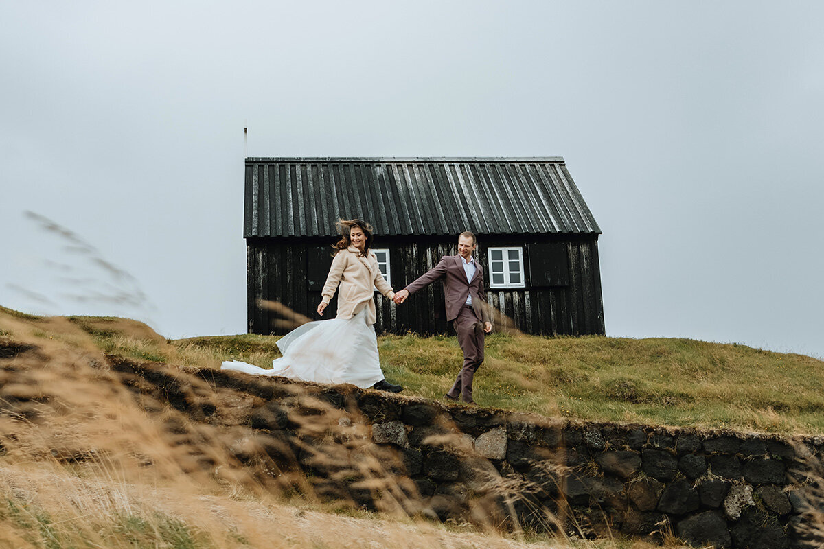 Iceland-Elopement-Photographer-and-Planner--129