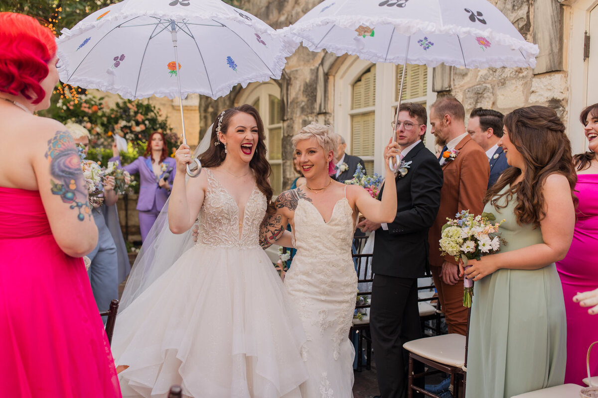 Chateau.Bellevue.Downtown.Austin.Wedding.Photography.LGBTQ.11