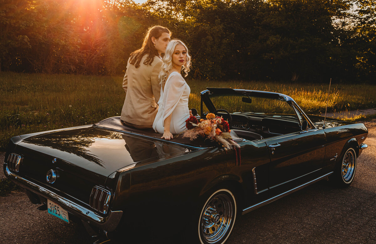 SEATTLE WASHINGTON STYLED COUPLES SESSION MUSTANG & BEACH 1-3493