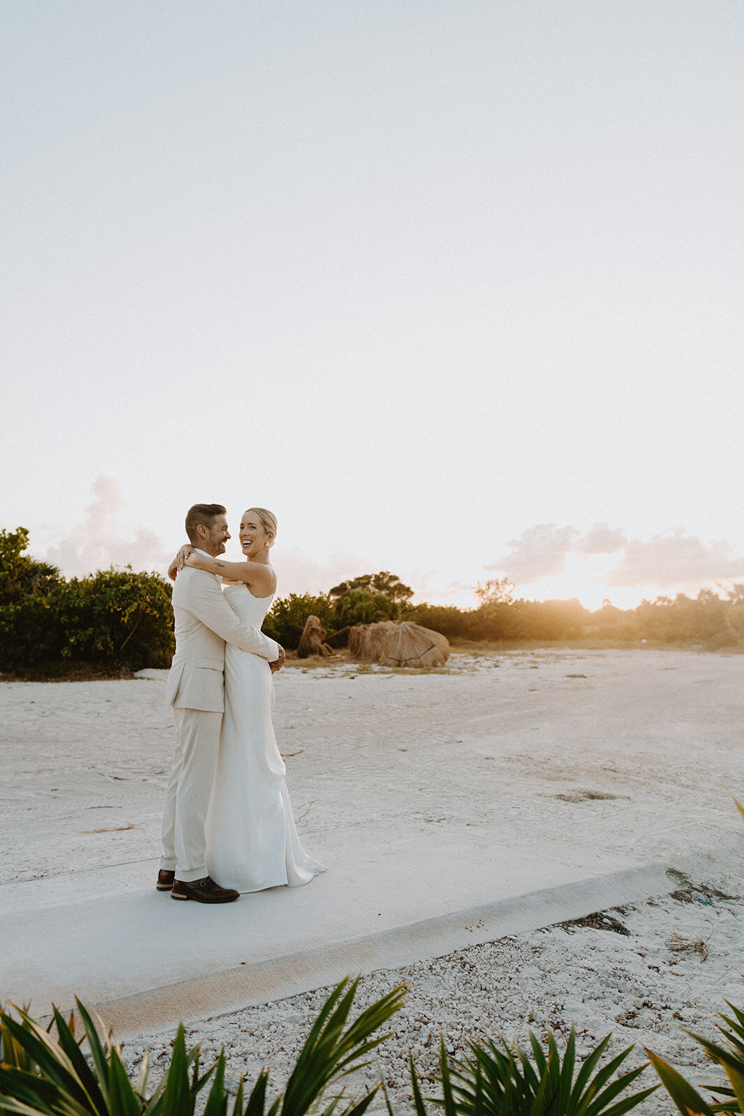 Danielle-Aisling_Cancun_Mexico_Wedding_CZ_13-36