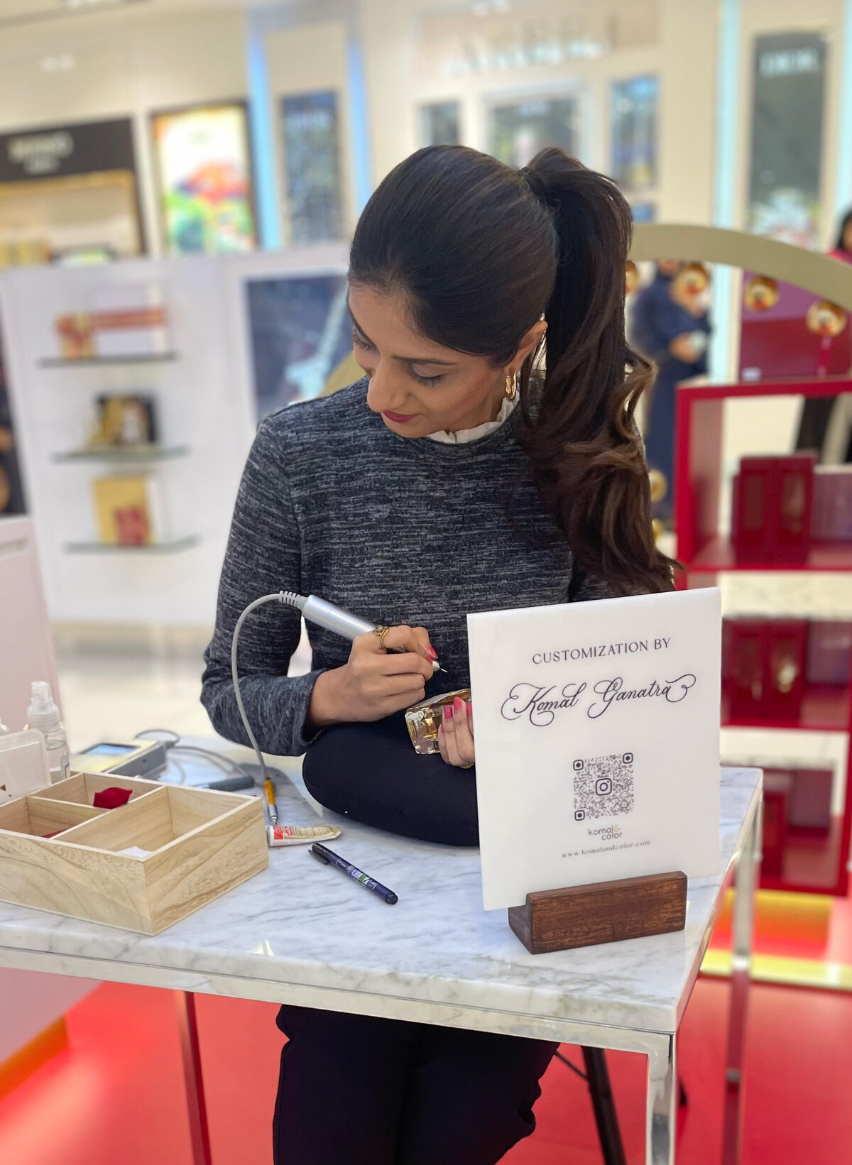 artist at work in store