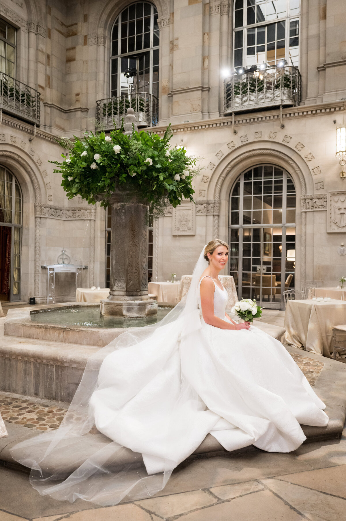 bride photo in courtyard at duquesne club