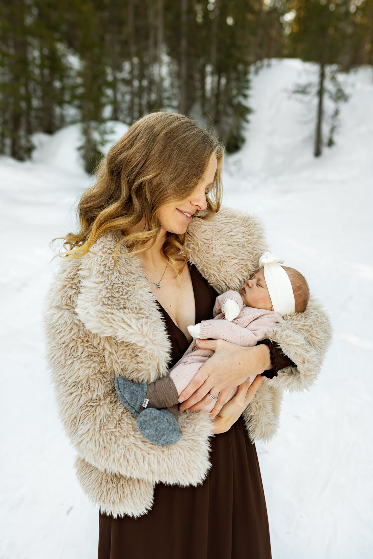 Lake Tahoe-Newborn-Photographer-61