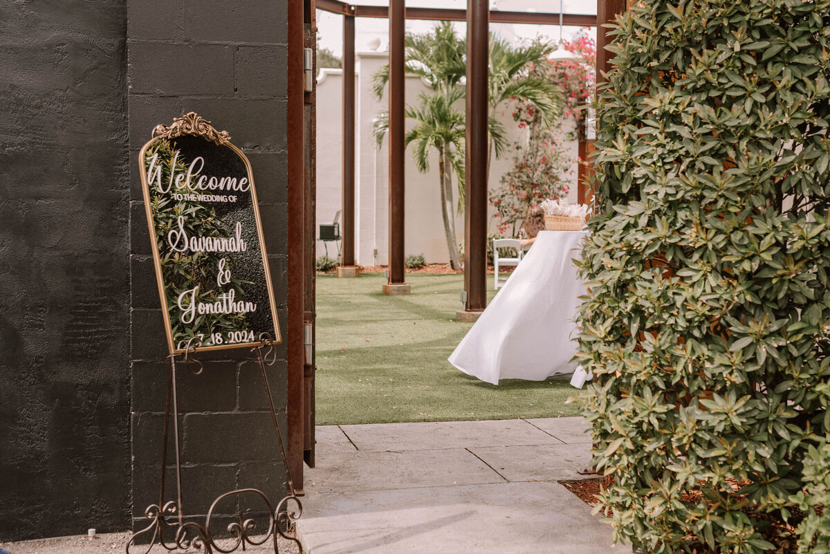 Savannah_and_Jonathan-1104