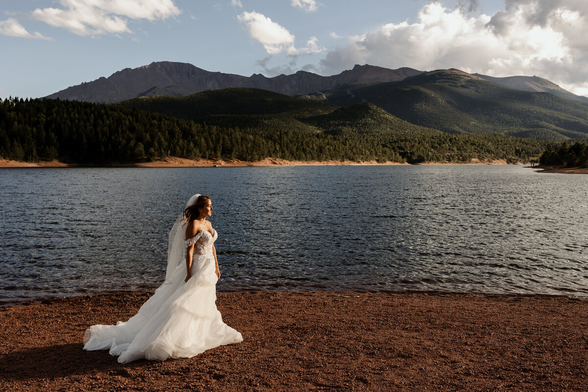 Pikes Peak Elopement Photographer - Jenn and Kyle