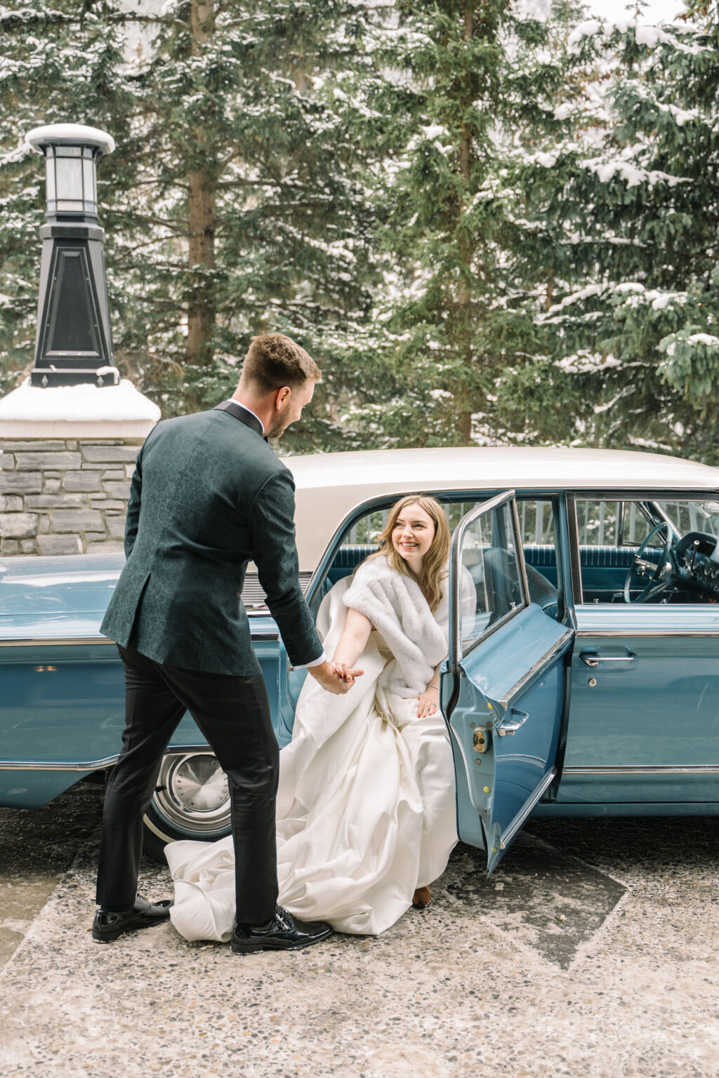 raven-alexandra-signature-weddings-calgary-banff-jasper-alberta-saskatoon-saskatchewan-luxury-wedding-planner-m-and-j-wedding-518