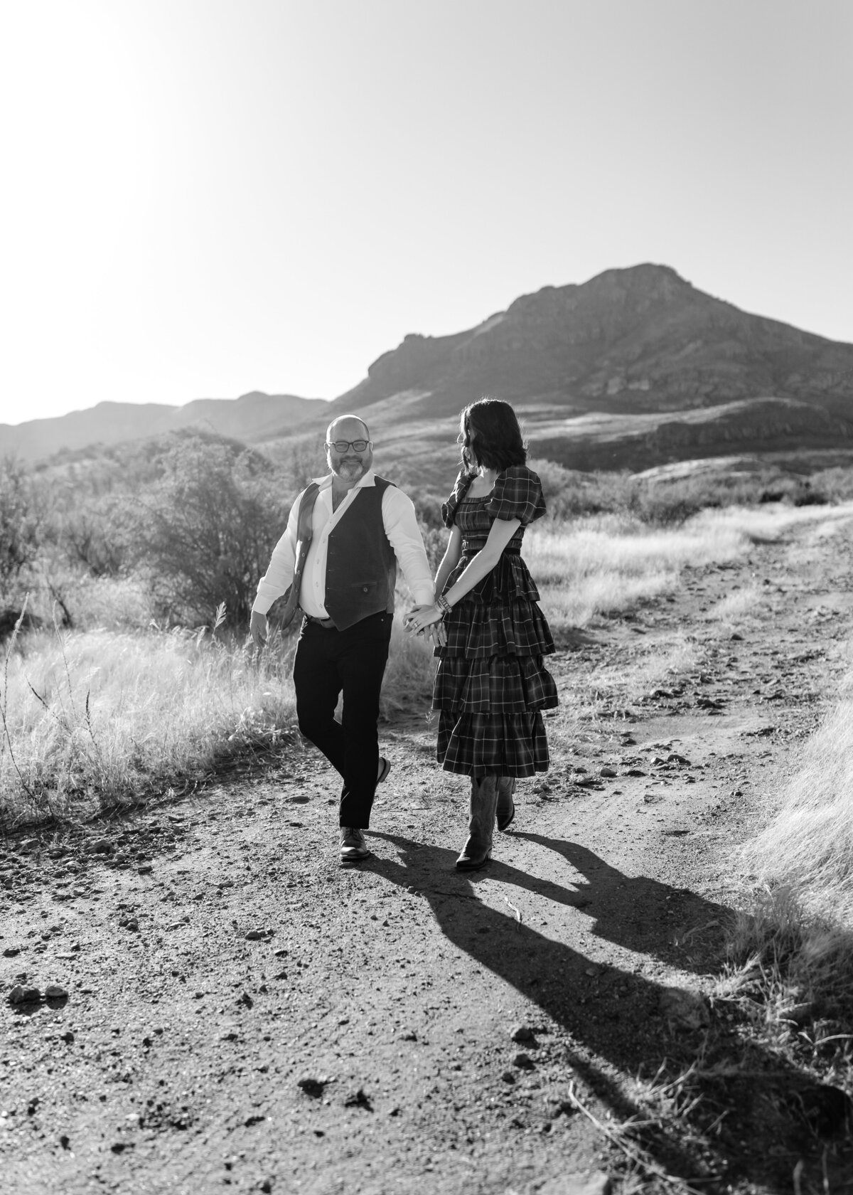 12102022_Rebecca+LeoDesertPortraits_TubacAZ_AnjaJensenPhotography-25