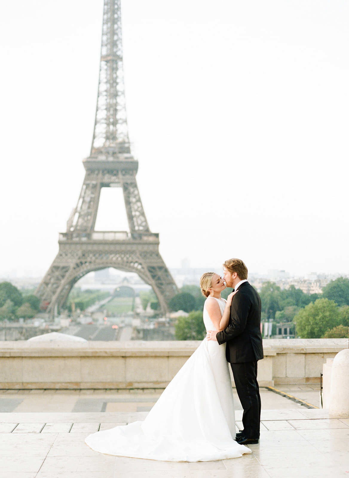 Herndon_Banks_Wedding_Paris_France_TaraHodgesPhotography038