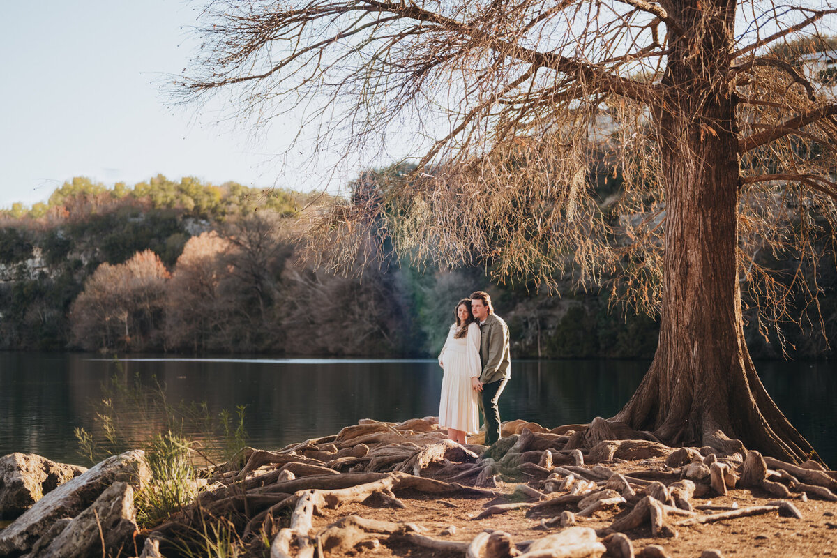 couple-photoshoot-red-bud-isle-park