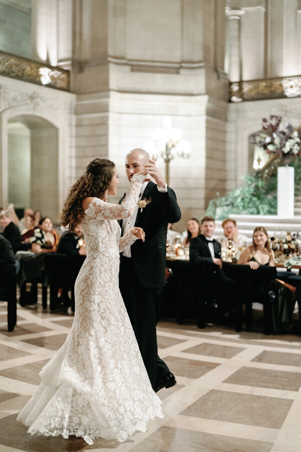 Lauren+Alex_sf_city_hall_124