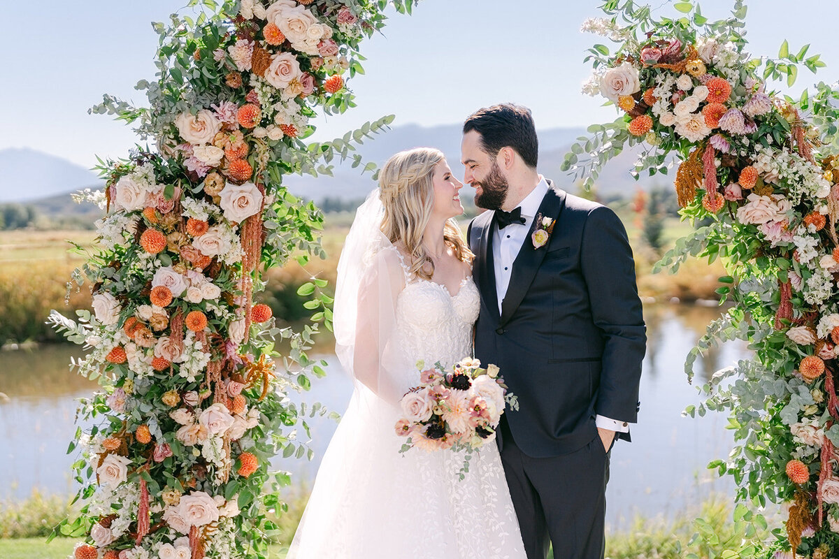 river-bottoms-ranch-september-fall-park-city-wedding-pepper-nix-2331-1703