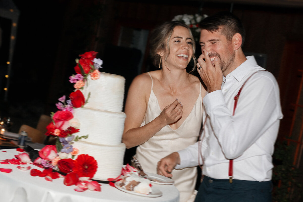 K+N-vancouver-island-upscale-backyard-wedding-20