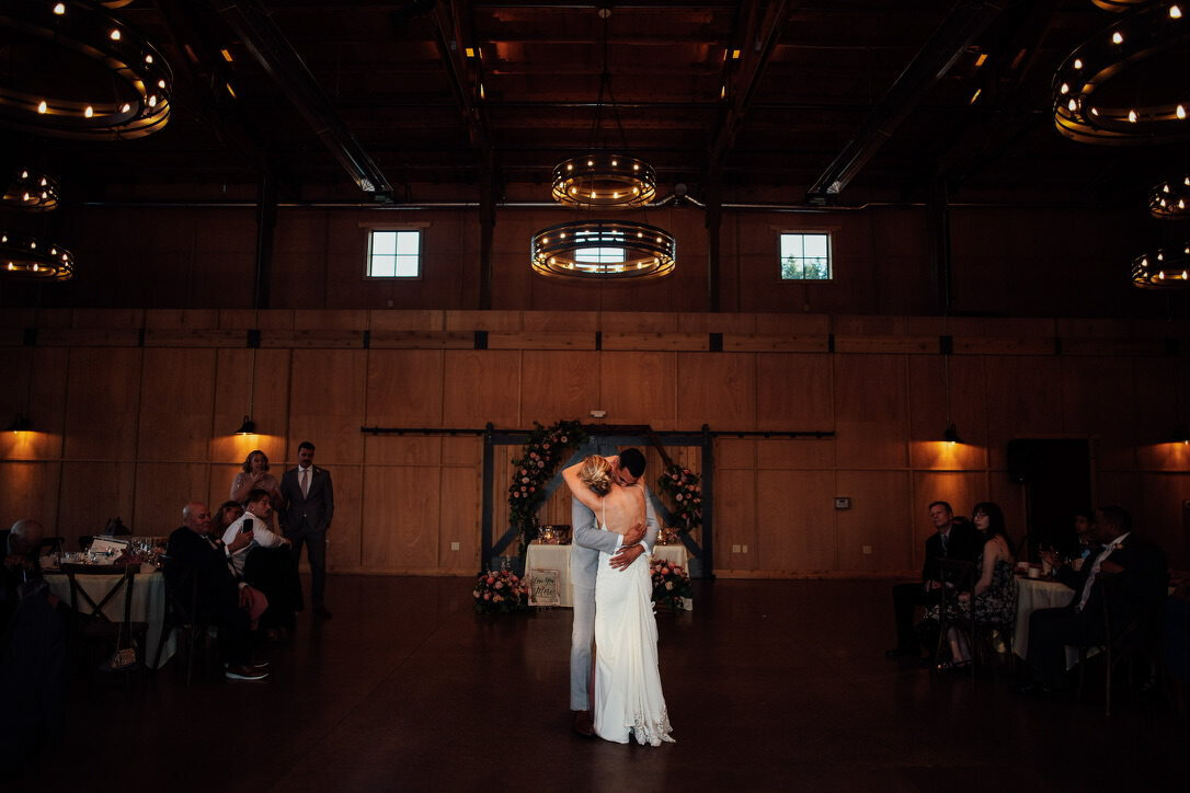19Seattle-Wedding-photographer-associate-sydney-105