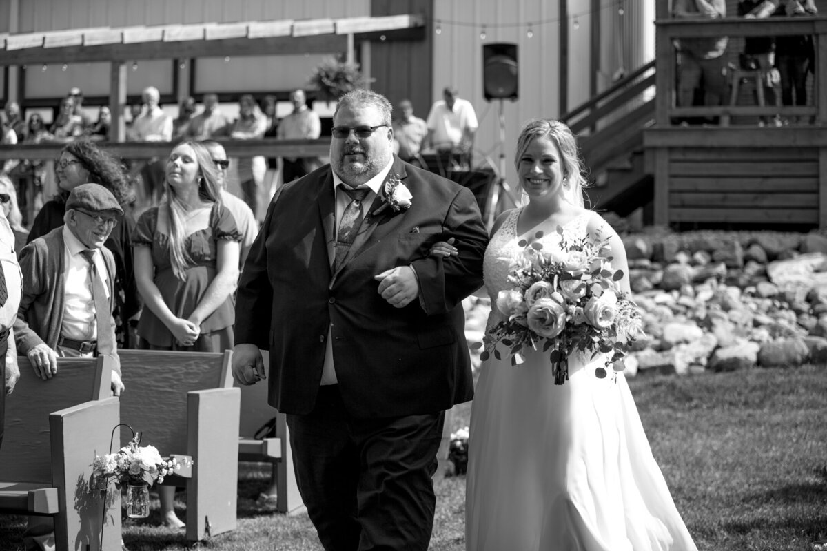 lake crystal-mn-wedding-photographer-121