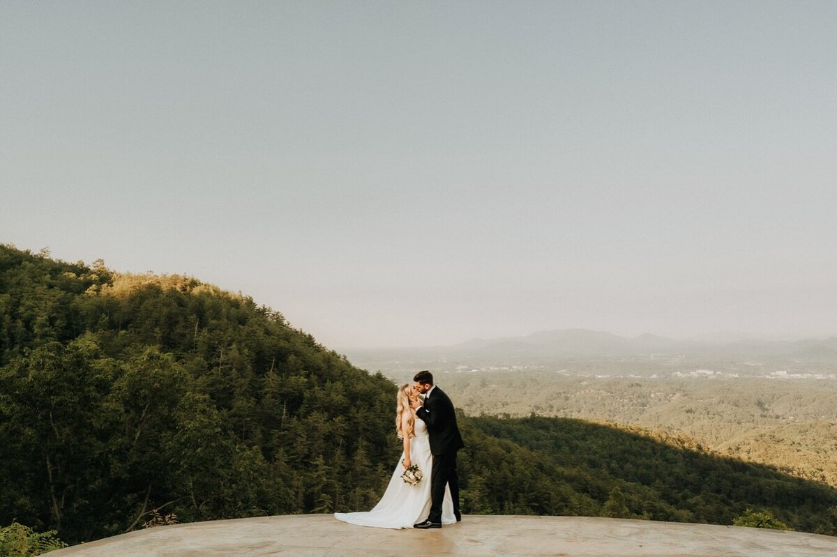 derek-halkett-photography-trillium-wedding-venue-15