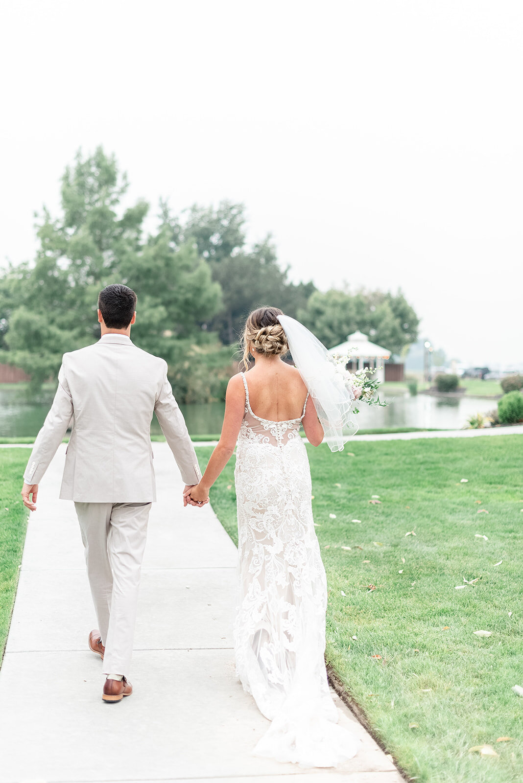 Light and airy wedding photography by the Best Boise Wedding Photographers