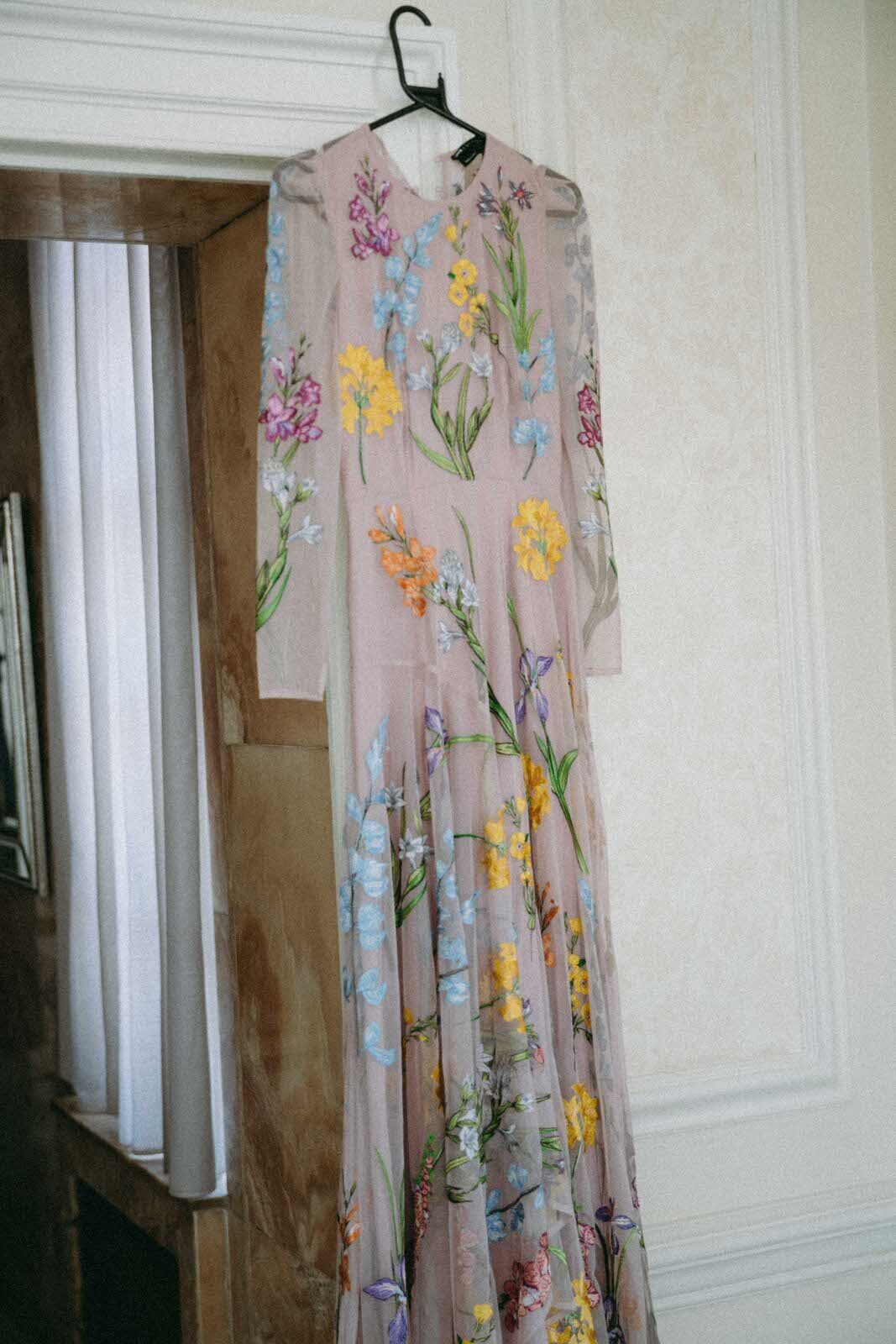 Flora_And_Grace_Analog_35mm_Editorial_Wedding_Photographer (1 von 1)-71