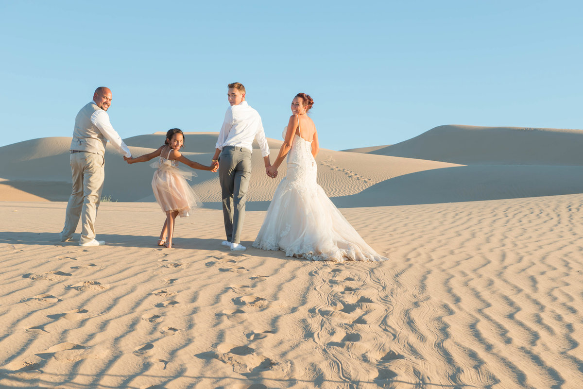 bride & groom imperial sand dunes