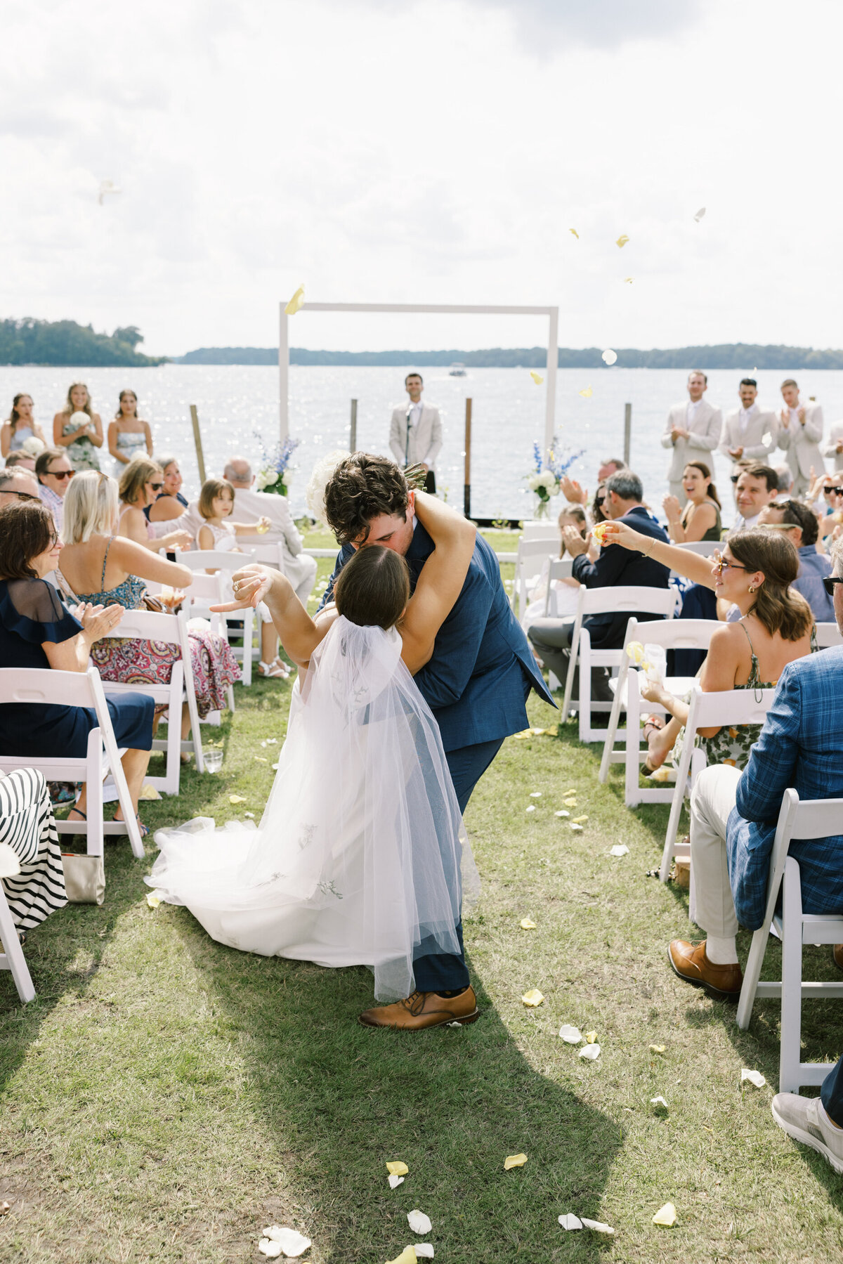 Minnetonka Yacht Club wedding photographer Tom Thornton Photography-23