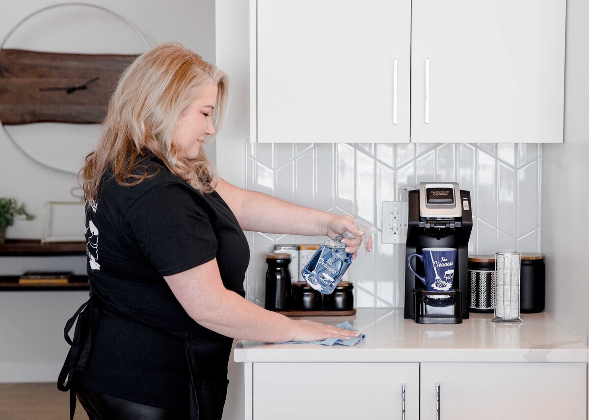 The Cleaners - 2023 (68)