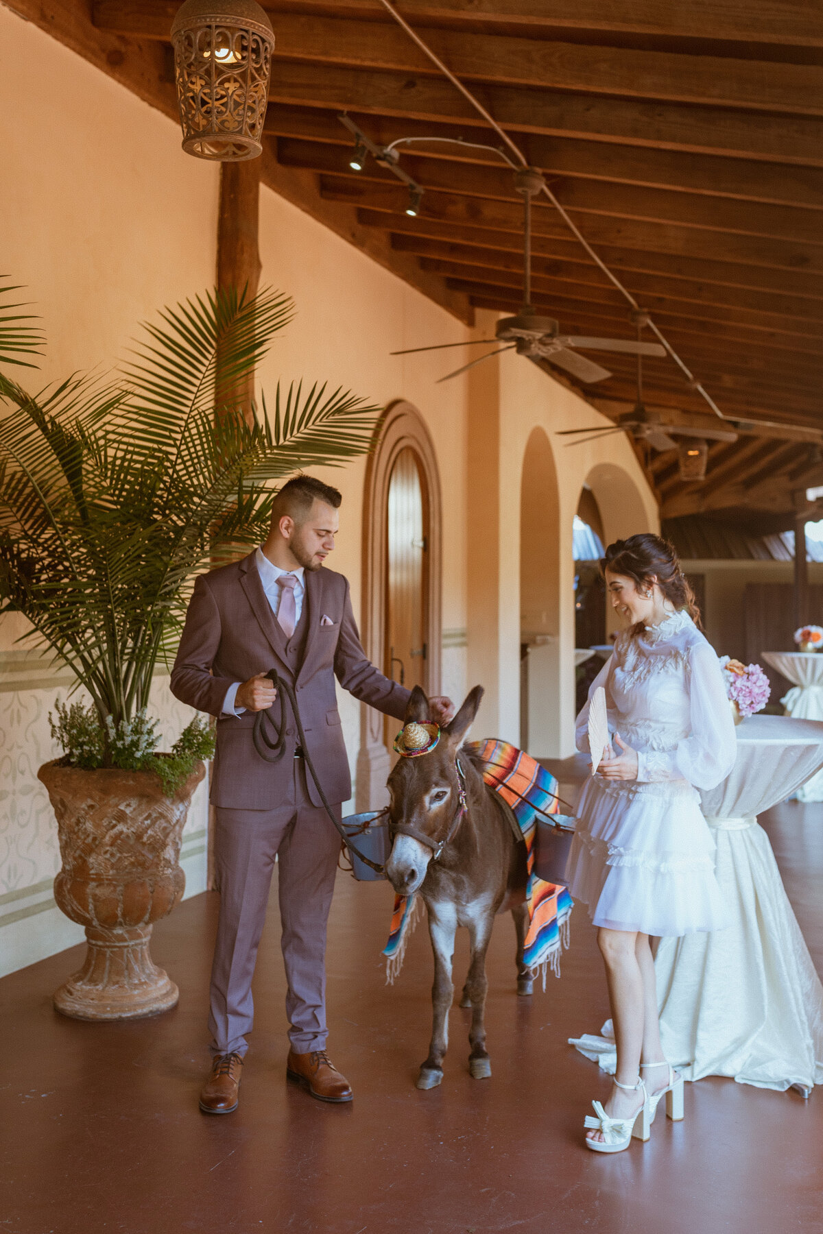 Madera Estates, located in Conroe, Texas, exudes rustic charm and timeless elegance, making it the perfect backdrop for couples to say "I do." With its lush greenery, Spanish-inspired architecture, and intimate courtyards, every corner of this venue offers a picturesque setting for capturing unforgettable wedding moments.