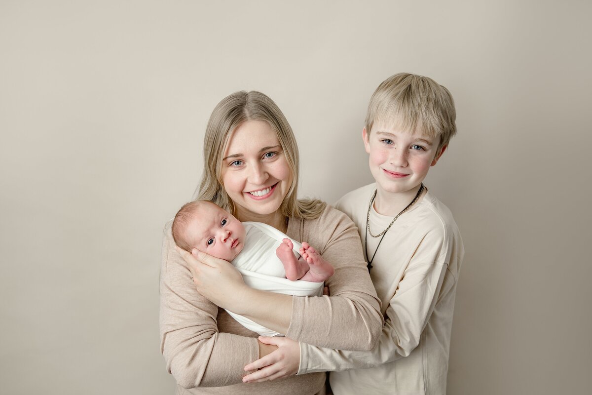 newborn-baby-with-family
