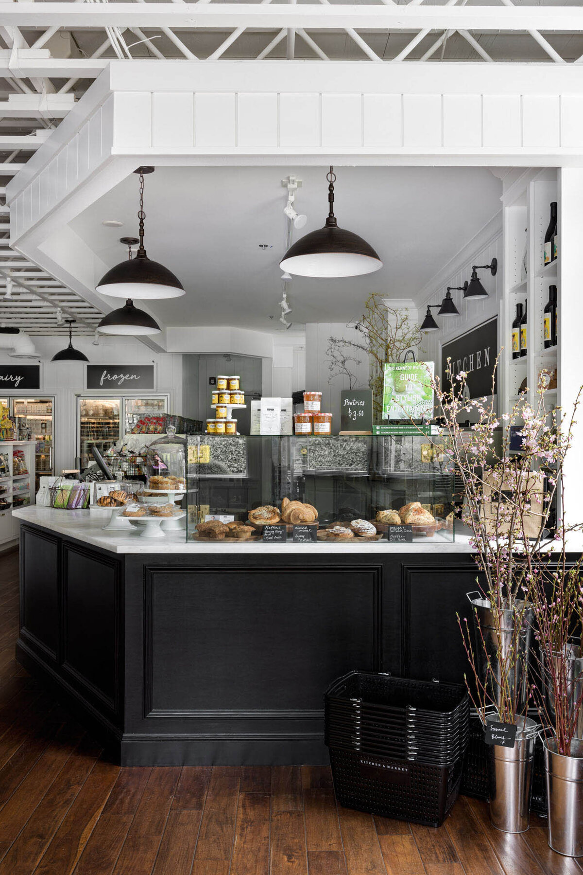 3A-cash-wrap-black-white-marble-bakery-kitchen-and-market
