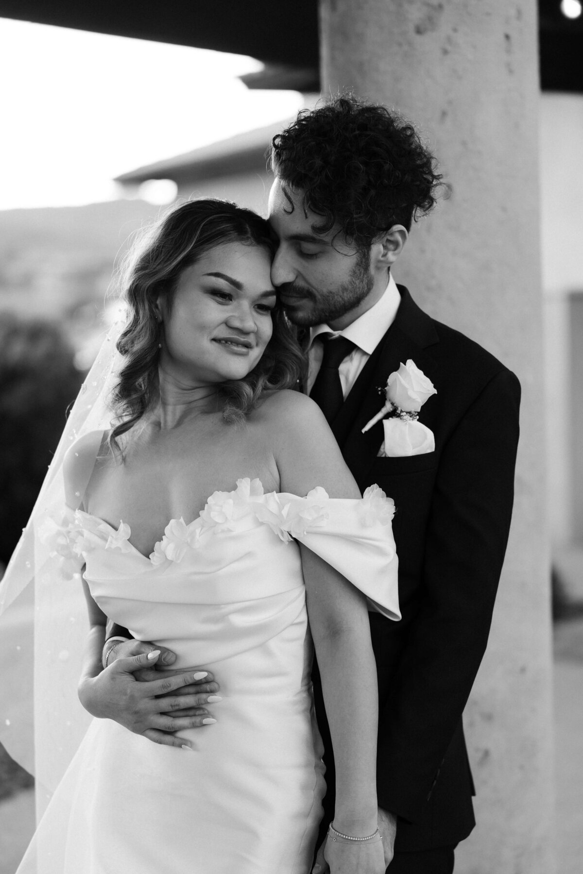 125_riskyexposure_marley-simon_las-vegas-elopement-photography