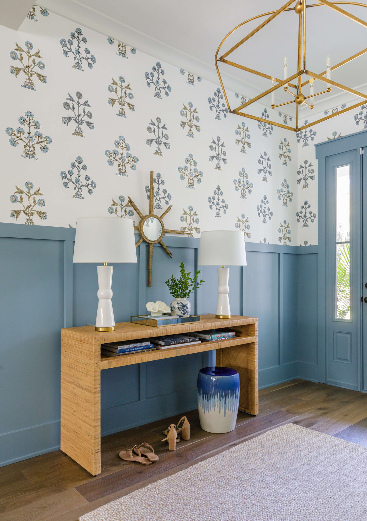 Fernandina Beach Entryway LolaInteriors