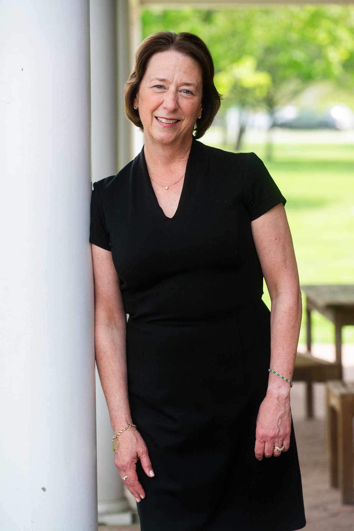 Northern_Virignia_Photographer_Portrait_Linnea_Farnsworth_Head_School_3