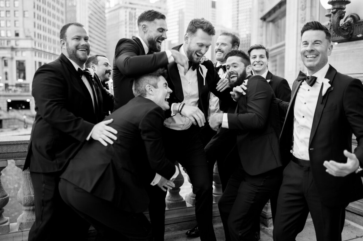 groomsmen-wedding-chicago-daniela-cardili-photography-1
