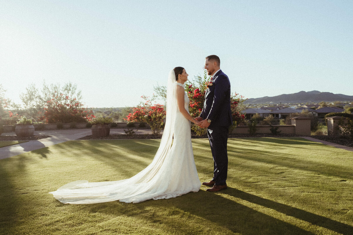 Sarah & Steven Wedding Sneak Peeks-98